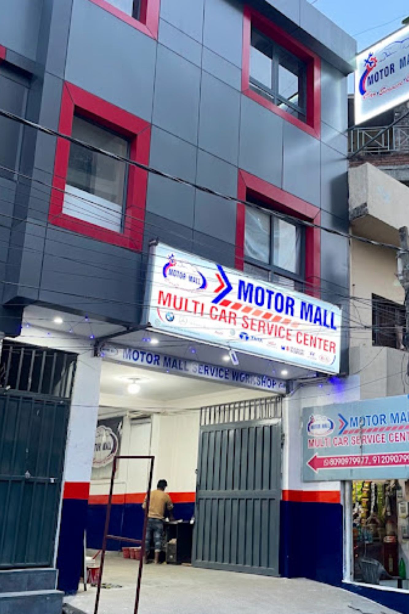 Motormall Multi Car Service Center